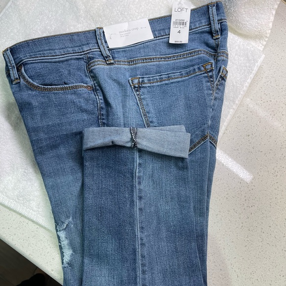 LOFT Denim - Loft Modern Cropped Jeans- size 4